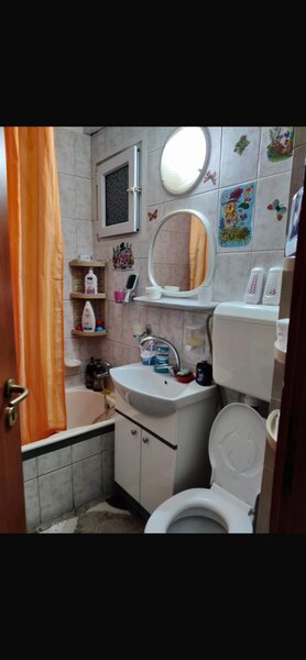 Eroii Revolutiei, Piata Progresu